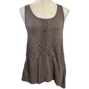 Cable & Gauge Boho Crochet Lace Top Size LARGE Gray/taupe Sleeveless